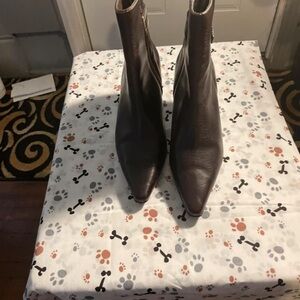 Anne Cole Brown Pointed Toe Ankle Booties